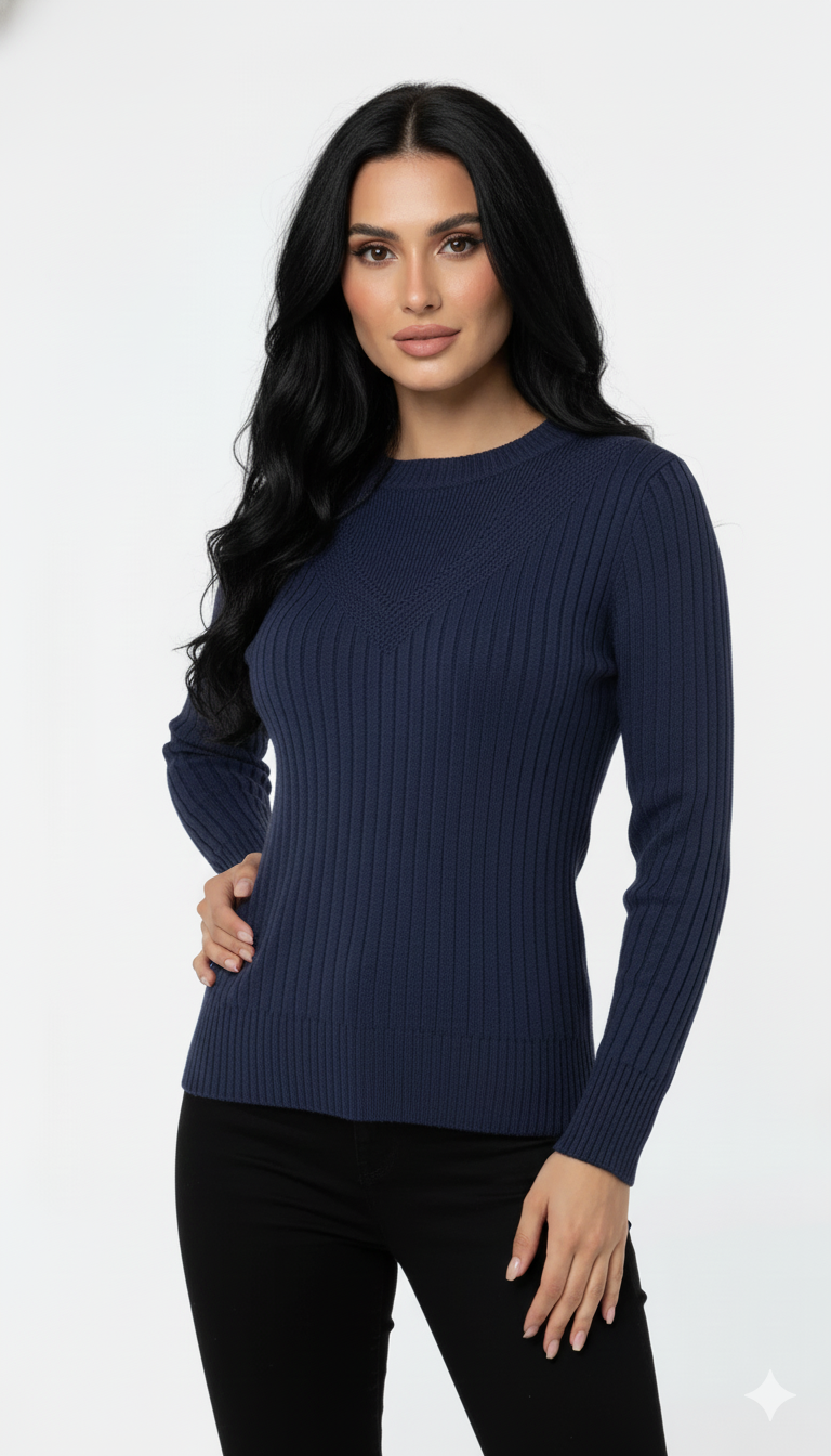 Blusa Detalhe V em Furinhos