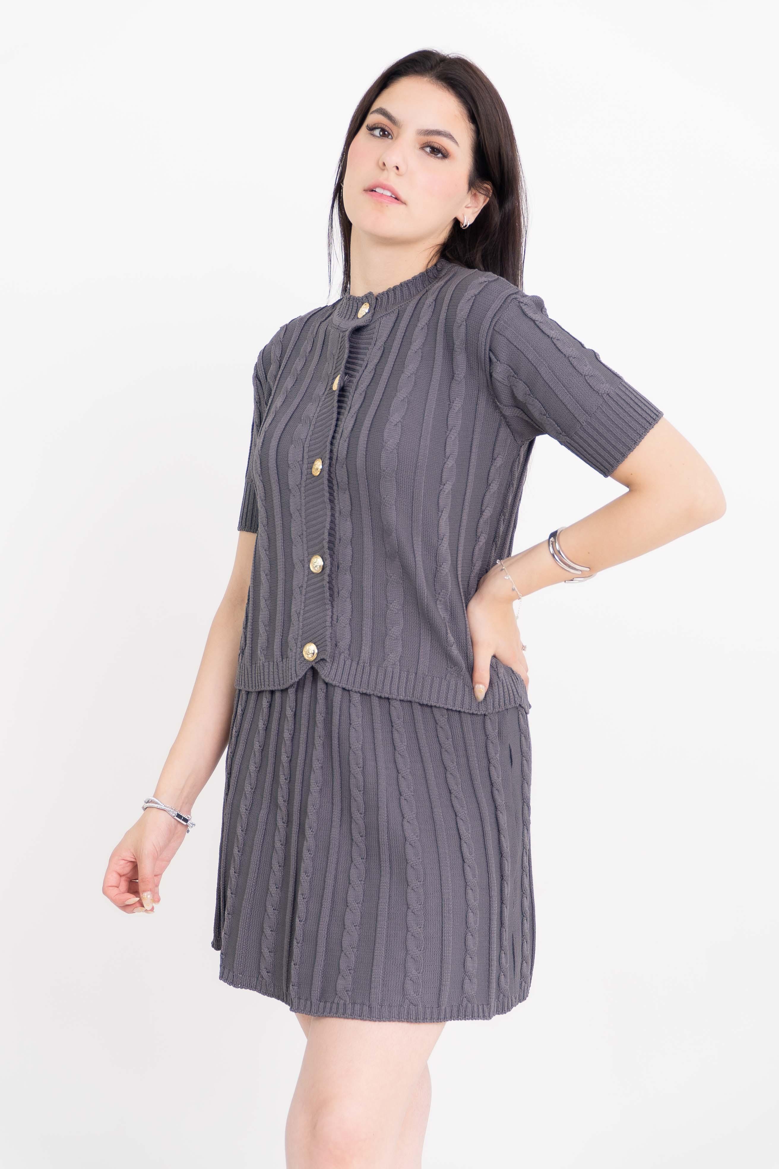 Conjunto Trançado Casaco e Mini Saia