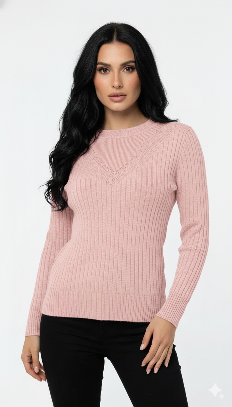 Blusa Detalhe V em Furinhos