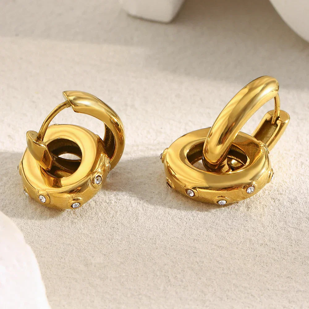 Brincos Oval de Zirconia Banhados a Ouro 18K