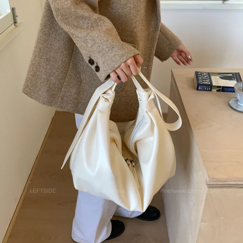 Bolsa Hobo de Couro Plutônio Luxo para Mulheres