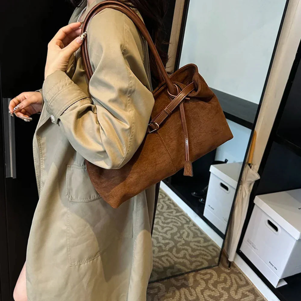 Bolsa de Ombro Elegante Y2K - Tendência Inverno 2024