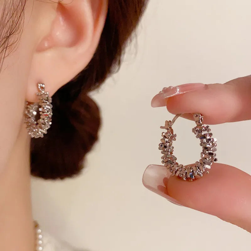 Brincos de Argola Luxo Torcido Banhado a Ouro 14k