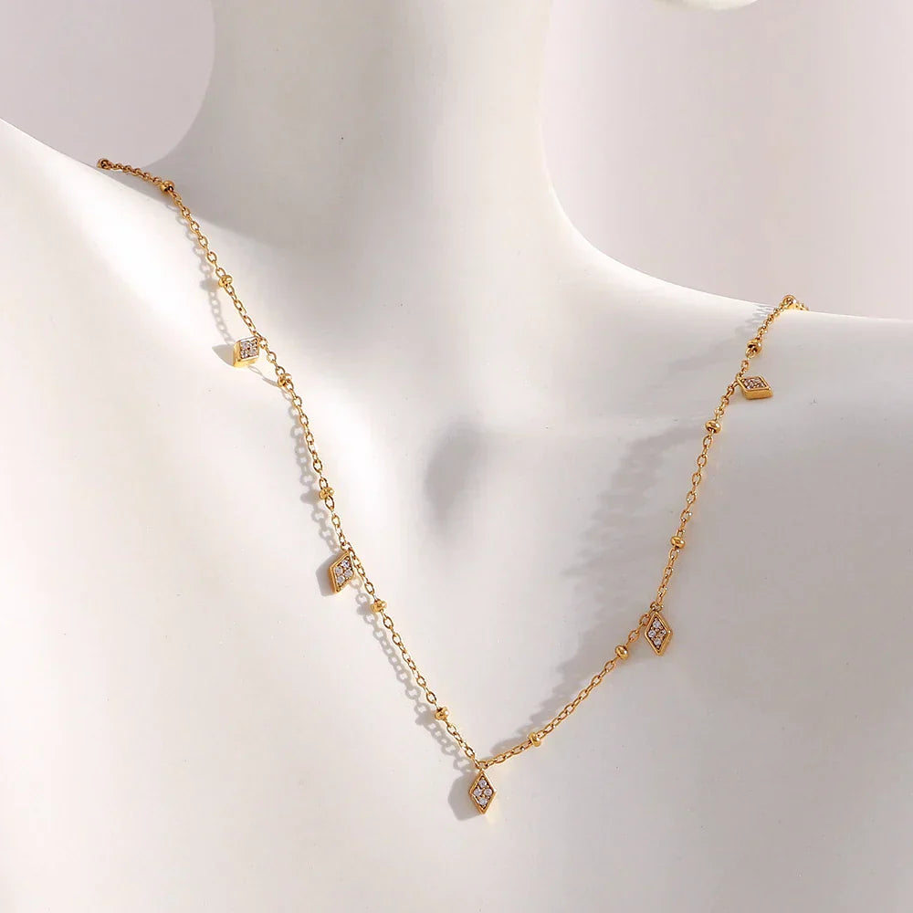 Colar Pingente Rhombus Zircão 18K Banhado a Ouro