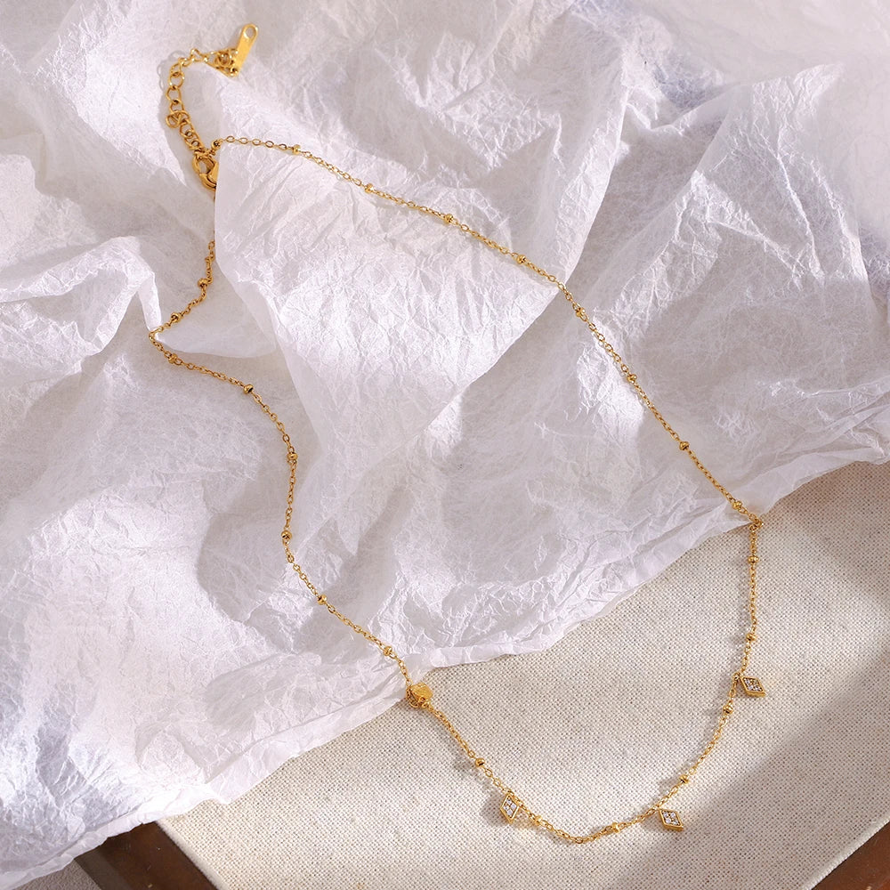 Colar Pingente Rhombus Zircão 18K Banhado a Ouro
