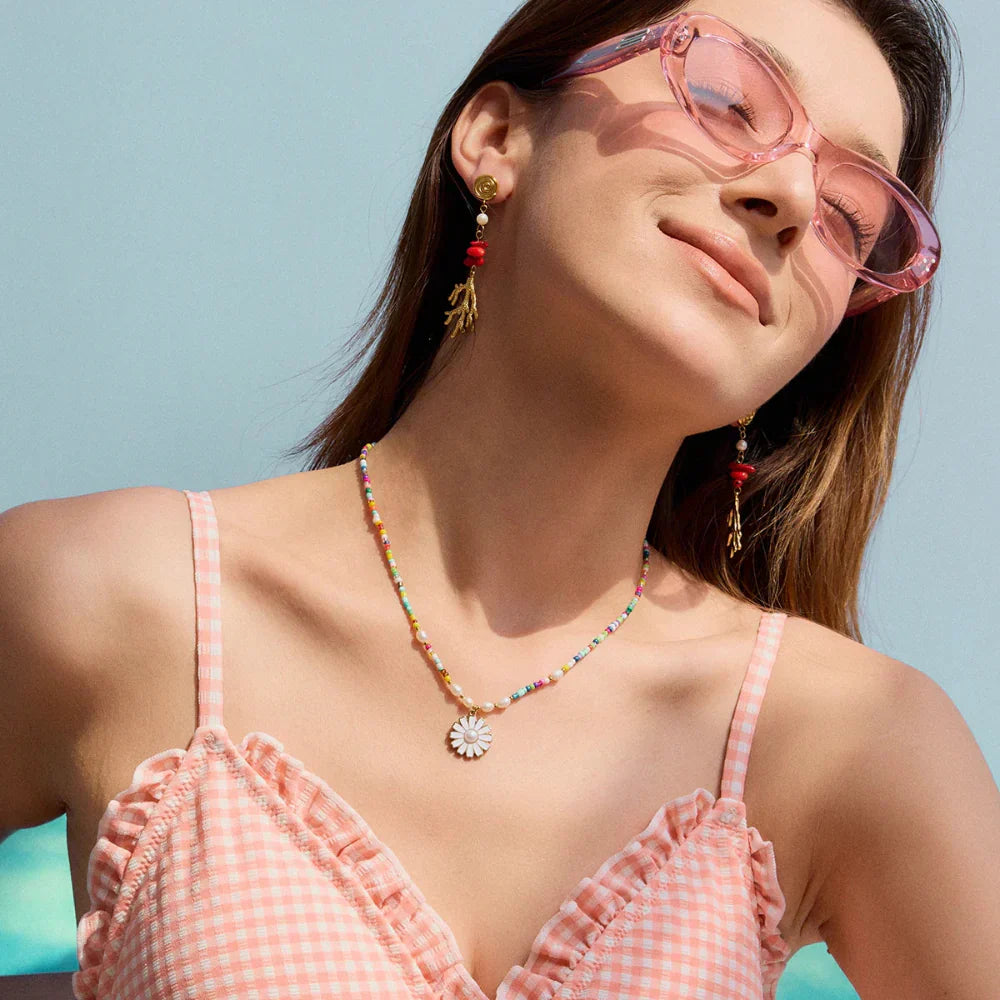 Brincos Elegantes de Coral Vermelho e Pérola