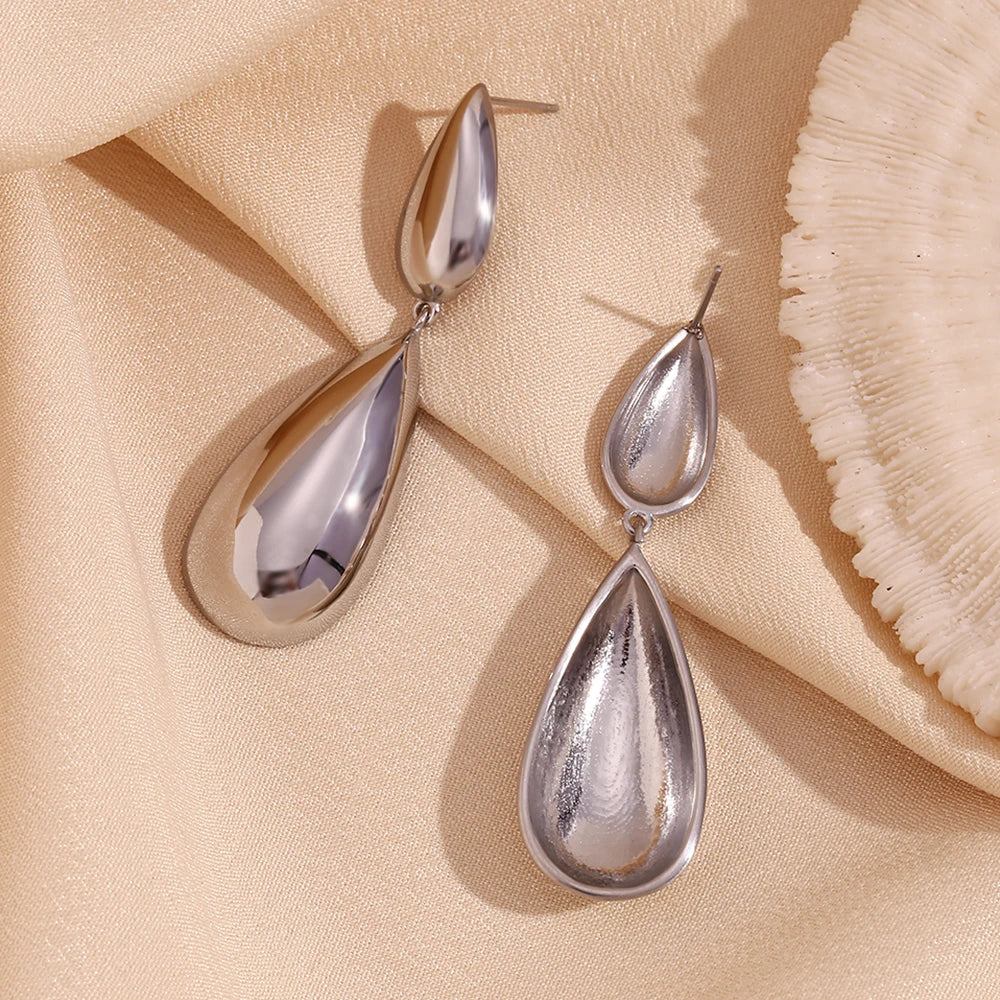 Brincos Gotas de Água Banhado a Ouro