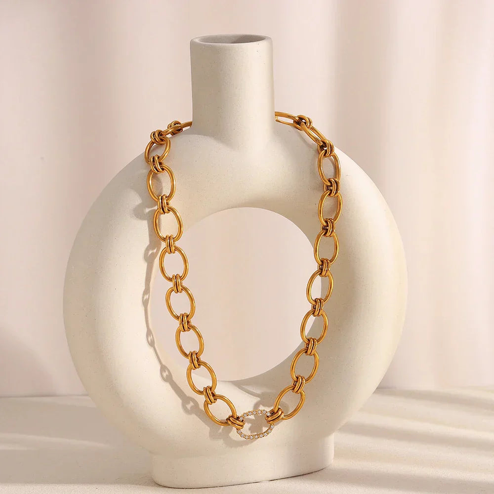 Colar Círculo Zircão Exuberante 18K Banhado a Ouro