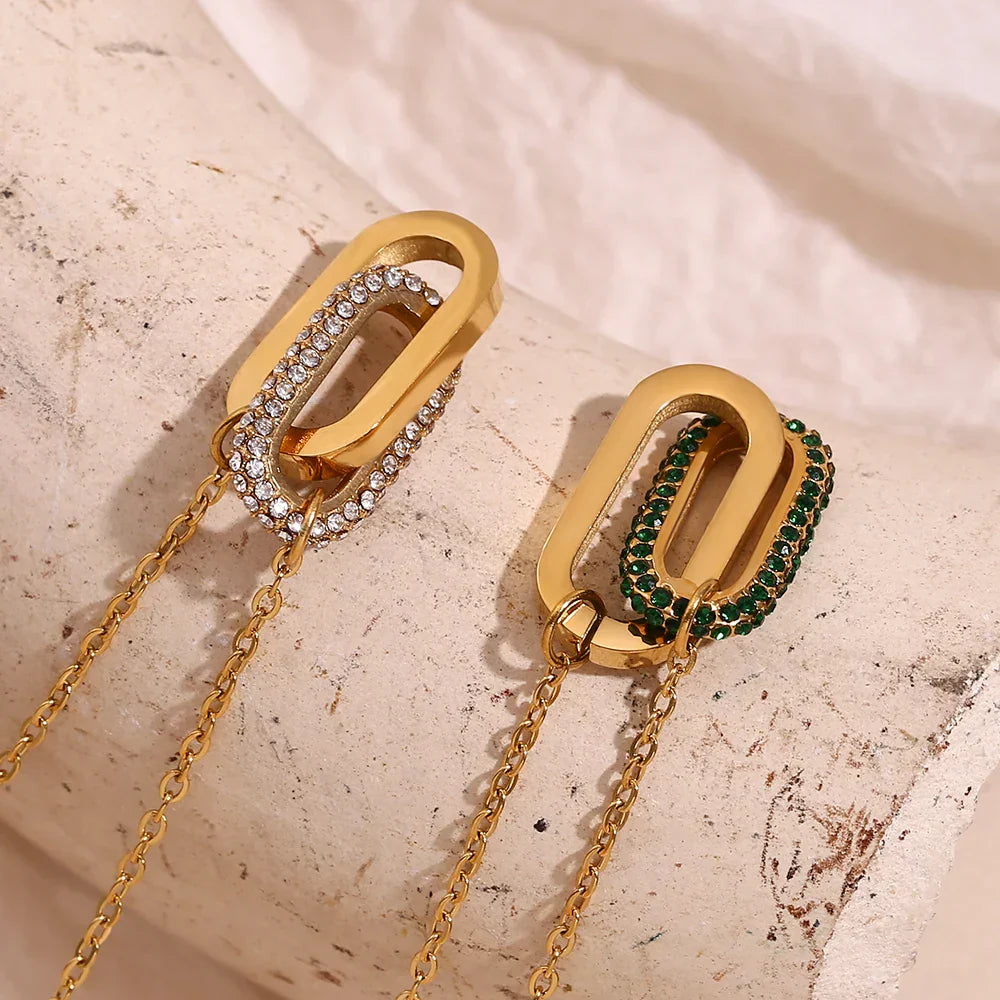 Colar Luxuoso com Pingente de Strass em Aço Inoxidável