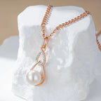 Colar Luxo Geométrico com Pérola e Ouro Rosa 585